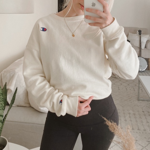 Champion Cream Crewneck Sweater - Picture 4 of 4